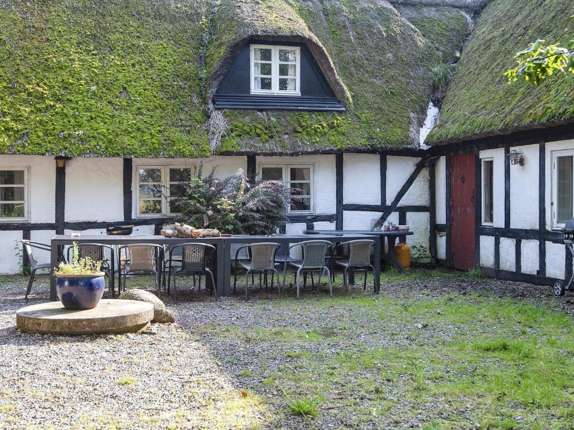 15 Person Holiday Home In Hundslund Экстерьер фото